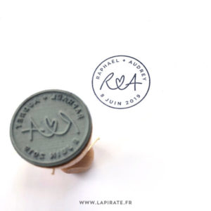 Tampon logo pour votre mariage, fabrication de tampon à partir de votre dessin, logo de mariage - La Pirate