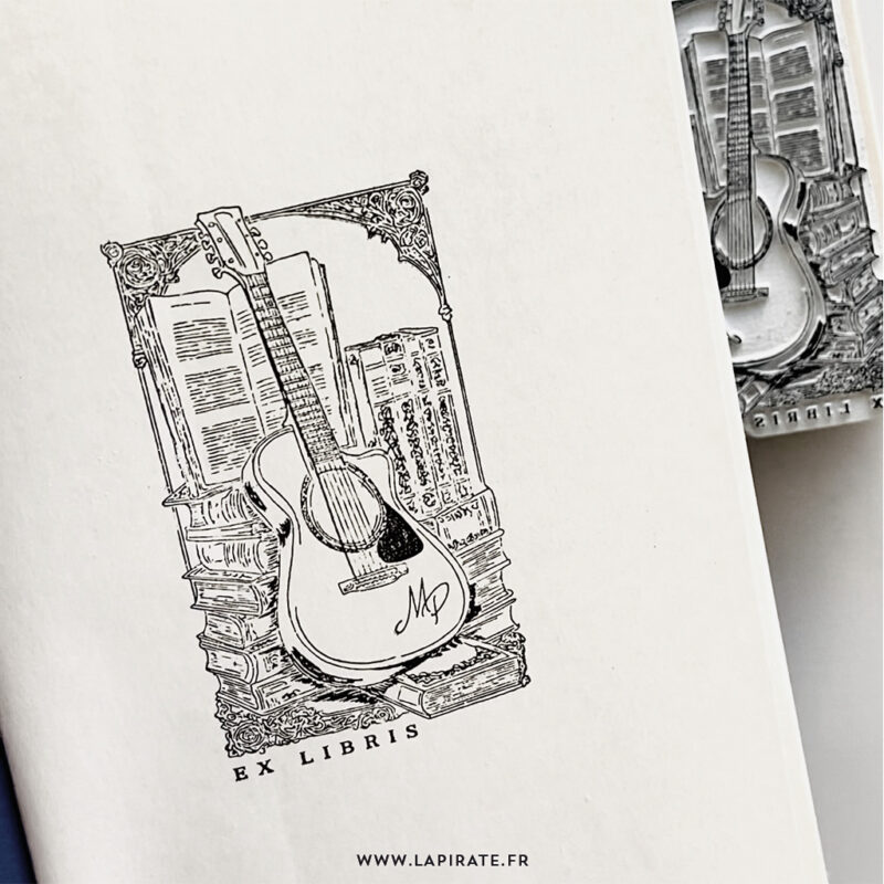 Tampon ex libris sur-mesure, graphisme, guitare, guitariste, livre, bibliothèque - La Pirate