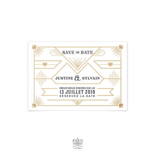 Un joli Save the date sur fond blanc, à poster à vos convives, pour leur annoncer bien avant le faire-part la date de la célébration de votre mariage Art déco - La Pirate