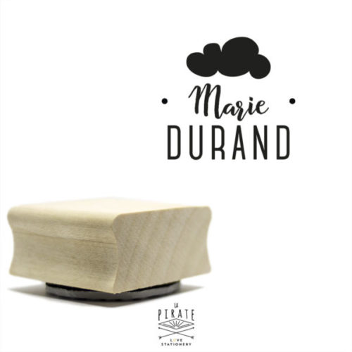 Tampon prénom et nom personnalisé, motif nuage monture en bois sans manches pour enfant - La Pirate