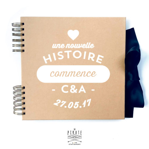 Livre d'or Kraft et Blanc personnalisé "Une nouvelle histoire commence" - La Pirate
