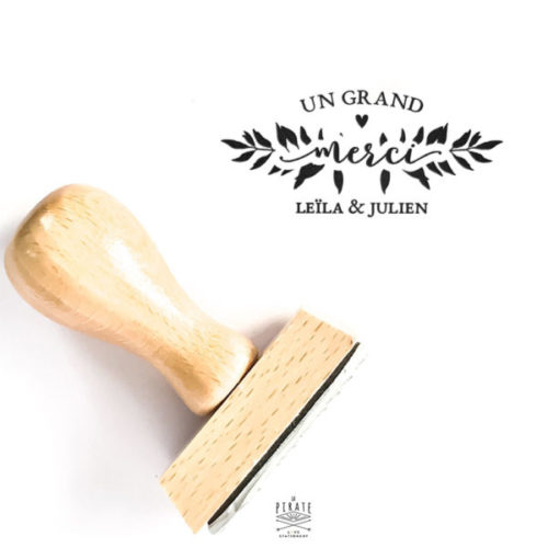 Tampon de remerciements, personnalisé de vos prénoms, à apposer au dos des enveloppes de cartes de remerciements ou cadeaux invités sur le thème romantique, aquarelle - La Pirate