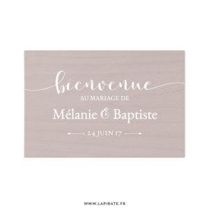 Stickers Bienvenue au mariage personnalisé, pour décorer l'entrée de votre lieu de mariage vintage - La Pirate