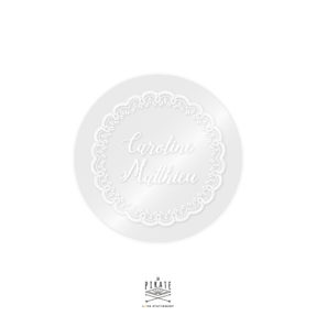 Stickers rond mariage transparent et blanc motif dentelle, personnalisé avec vos prénoms. Mariage bohème, romantique