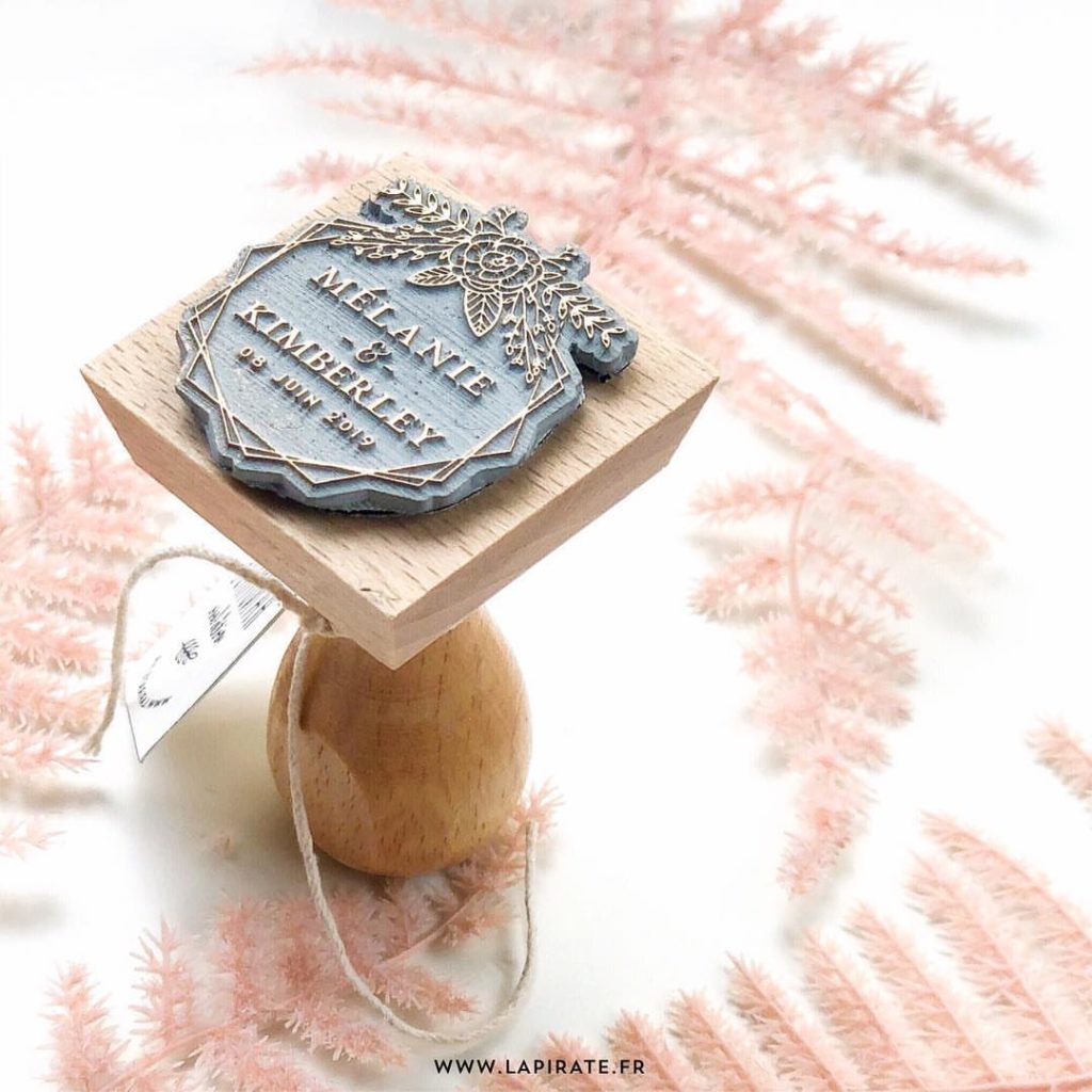Tampon mariage cadre bohème hexagonal et fleuri – Image 2