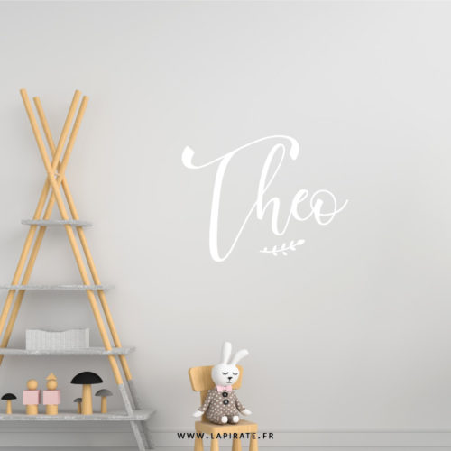 Stickers mural personnalisé avec le prénom de votre enfant et note végétale délicate, déco chambre d'enfant - La Pirate