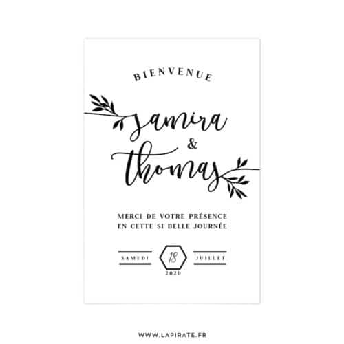 Stickers bienvenue mariage eucalyptus personnalisé avec vos prénoms et date de mariage pour accueillir vos convives, stickers à coller sur un panneau de bienvenue en bois, ardoise, ... La Pirate