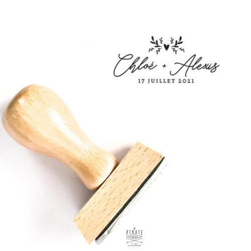 Tampon mariage calligraphie bohème et motif coeur végétal, personnalisé de vos prénoms et date d'union, tampon bois personnalisé