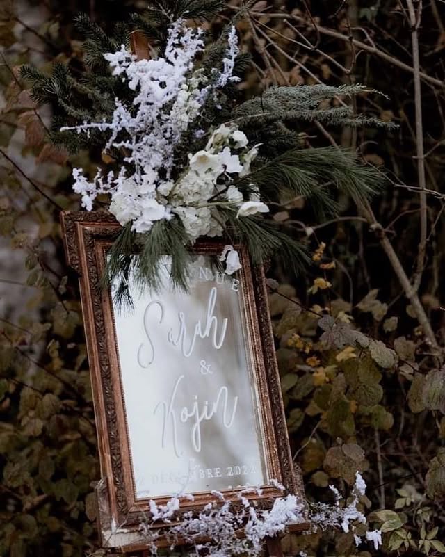 Stickers bienvenue mariage sur miroir, calligraphie - La Pirate