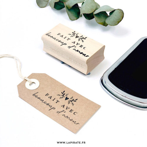 Tampon bois packaging "fait avec beaucoup d'amour" - La Pirate
