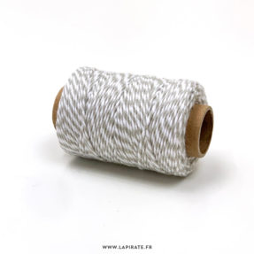 Ficelle taupe blanc, baker twine bicolore pour nouer vos invitations avec élégance - longueur 45m