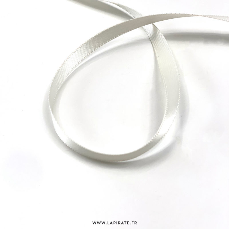 Ruban Satin Blanc - 6 mètres long - 6mm larg - Planète Gateau