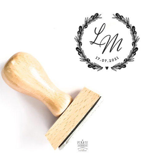 Tampon mariage couronne initiales, branches d'olivier et coeur. Thème champêtre et Provence