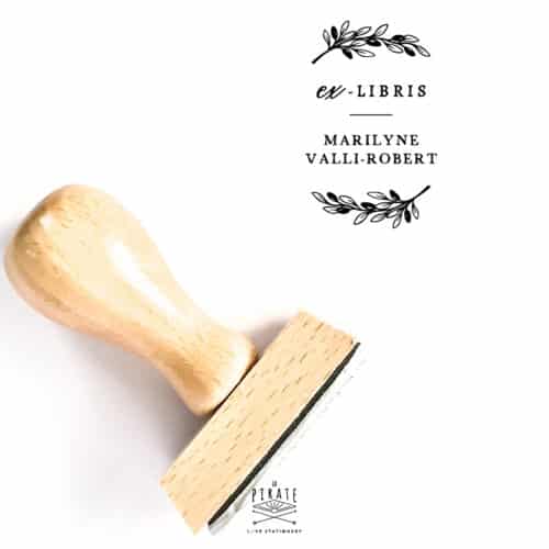Tampon ex-libris Provence, rameau d'olivier personnalisé pour apposer votre nom à l'intérieur de vos livres - La Pirate
