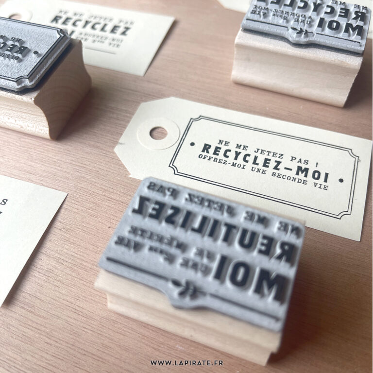 Tampon Recyclage Auto-encreur - Logo Recyclage 11 Mm - Pour Emballages Et Cartons - Encre Noire