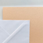 Papier Gobi 270 g​/m², texturé sur blanc azuré